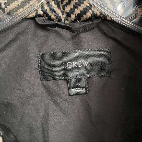 J. Crew Herringbone Down Feathers Vest Women Size XS Quilted Black Cream Preppy - Picture 12 of 14